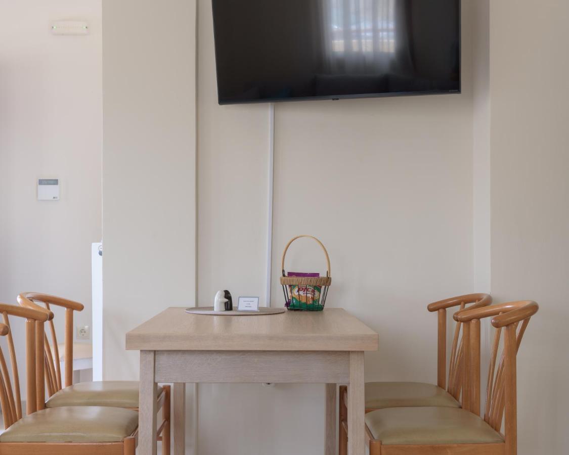 Apartament Dina *